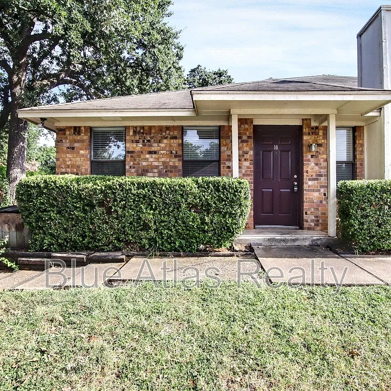 2 bed, 2.0 bath, 1050 sqft, $1,450 — Photo 1