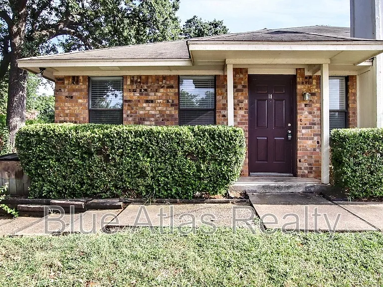916 Hilltop Dr #B — Photo 1