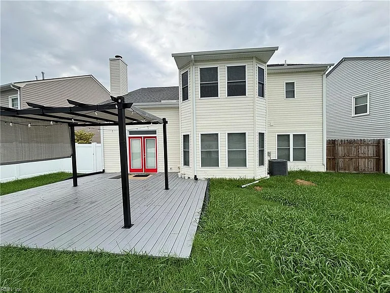 3145 Crestwood Ln — Photo 35