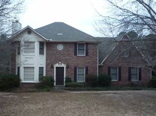 130 Bentbrook Ct, Fayetteville, GA 30214