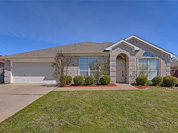 2nd image of 317 Matlock Meadow Dr
