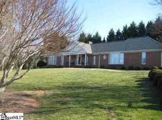 110 Foxglove Dr, Easley, SC 29640