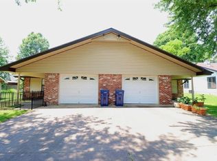 1118 Whipporwill Ln #A, Siloam Springs, AR 72761