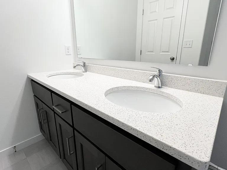 6886 Joseph St — Photo 16