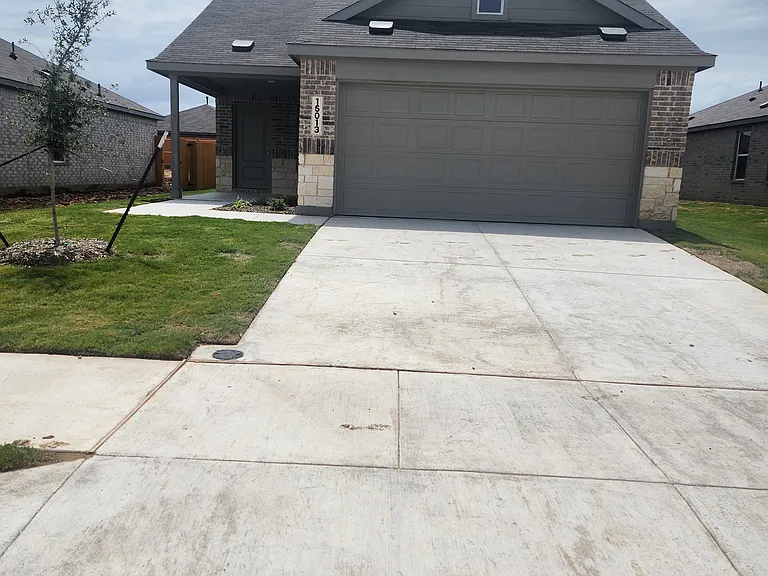 15013 Bushwacker Way — Photo 1