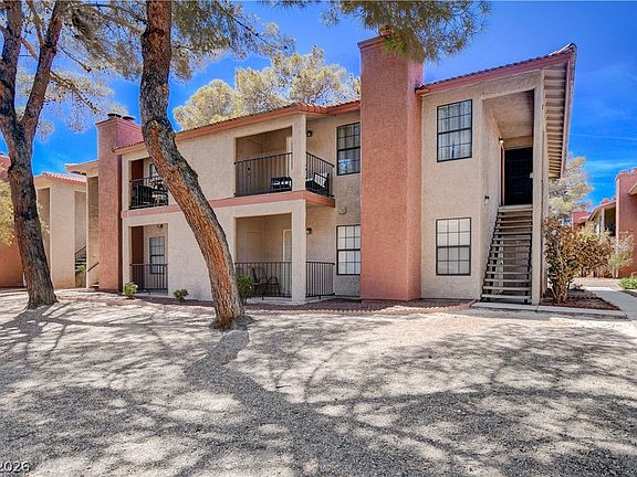 3rd image of 5576 W Rochelle Ave APT 32D