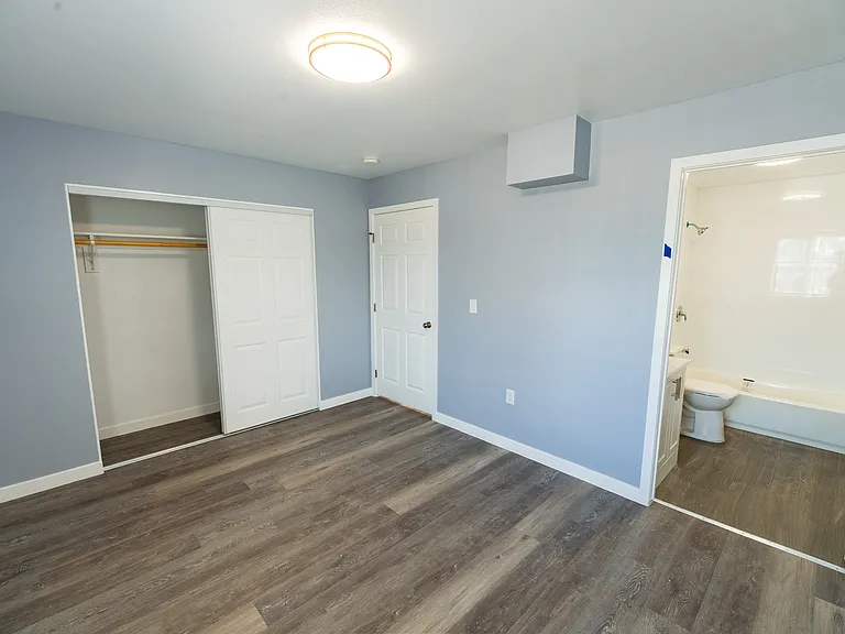 10374 Long Beach Blvd #1C — Photo 13