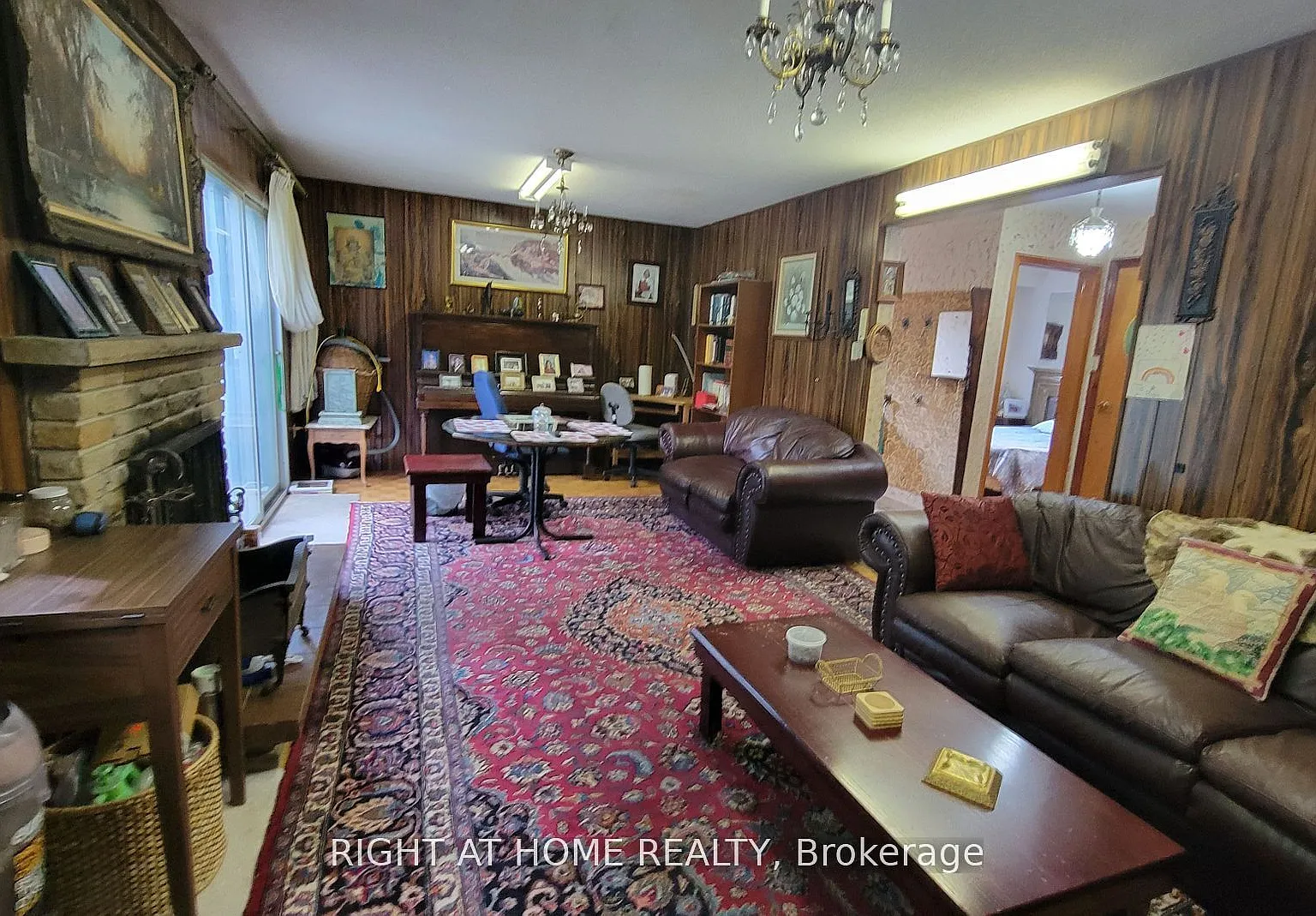 2 bed, $1,999 — Photo 2