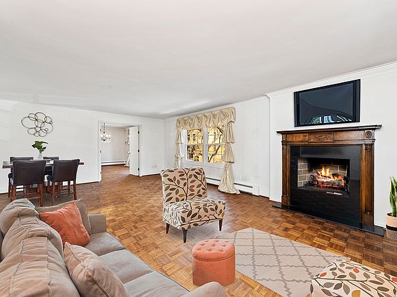 4th image of 1025 Randolph St APT 111