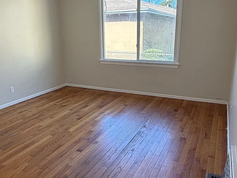 1237 N Cordova St #2 — Photo 5