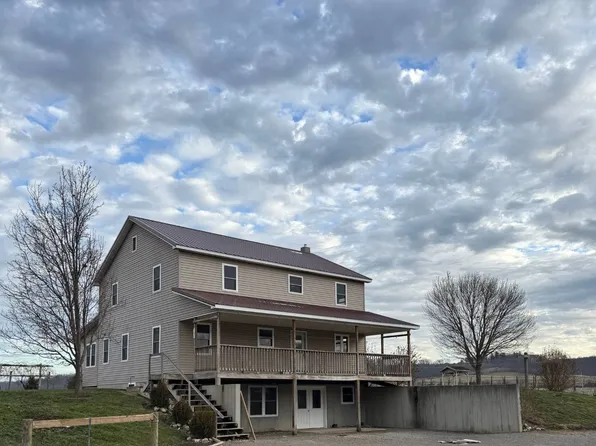 816 Cove Rd, Jackson, OH 45640