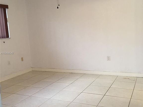 5th image of 19558 NW 55 Circle Pl