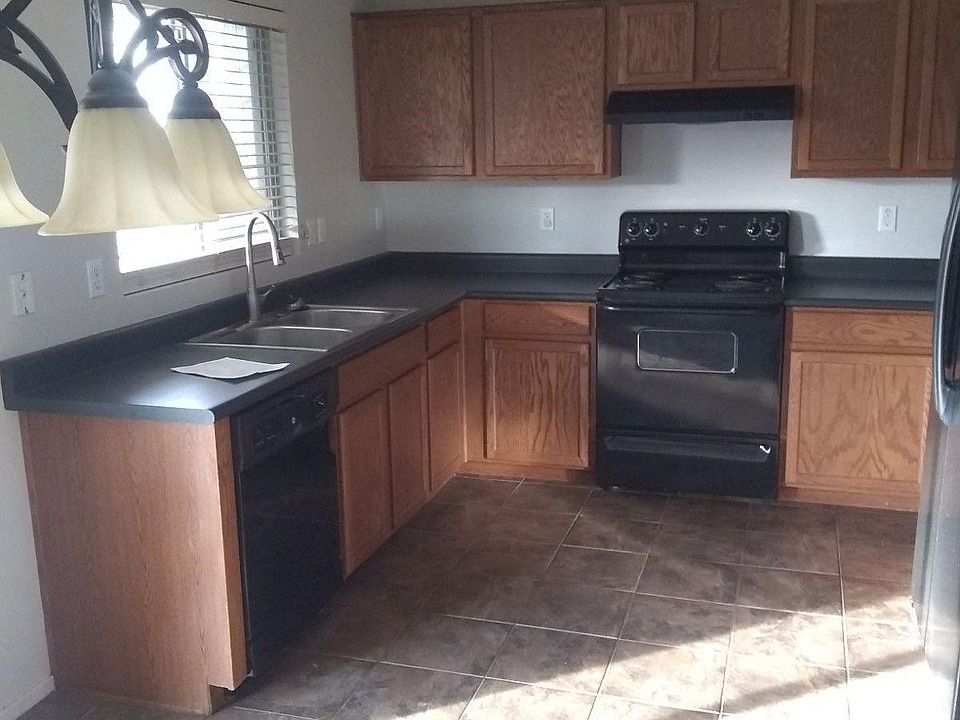 2nd image of 34762 N Open Range Dr