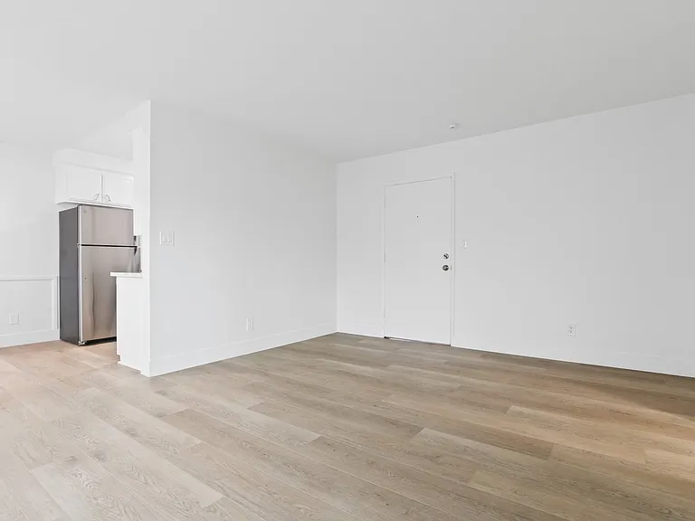 343 Palos Verdes — Photo 12