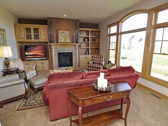 5th image of 4426 Trillium Dr S