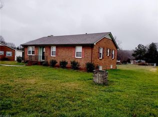 1331 W Mountain St, Kernersville, NC 27284