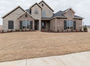 5800 SW Hyde Park, Bentonville, AR 72712