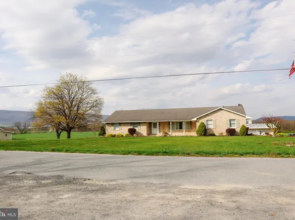 33 Myers Rd, Newville, PA 17241