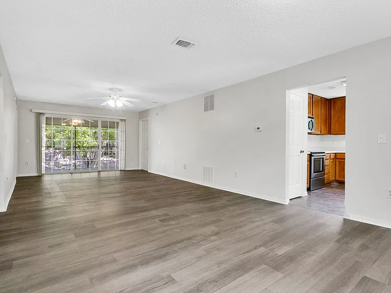 1311 Clubside Dr #1 — Photo 3