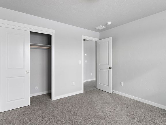 5th image of 10171 Bellevue Rdg