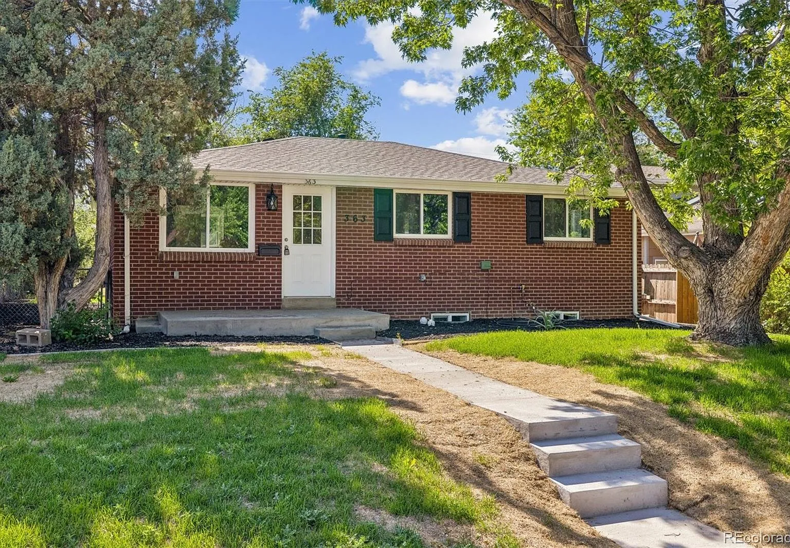 5 bed, 3.0 bath, 1858 sqft, $4,950 — Photo 1