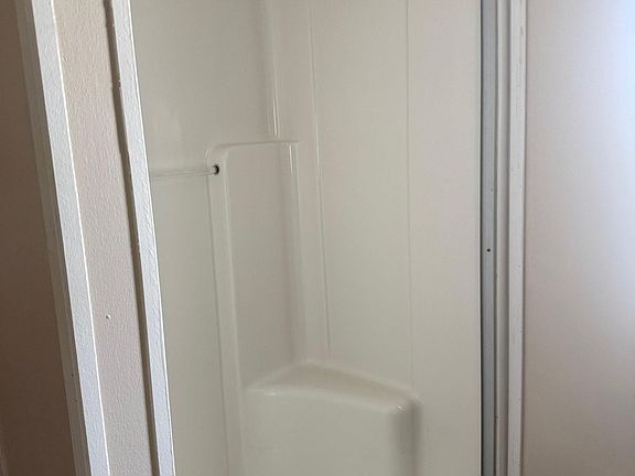 3rd image of 163 Parkway Dr