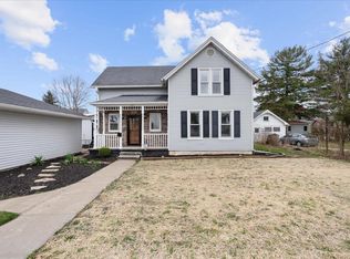 436 5th St, Prairie Du Sac, WI 53578