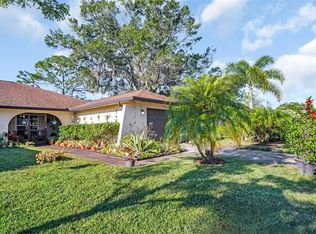 3481 Maclaren Dr, Palm Harbor, FL 34684