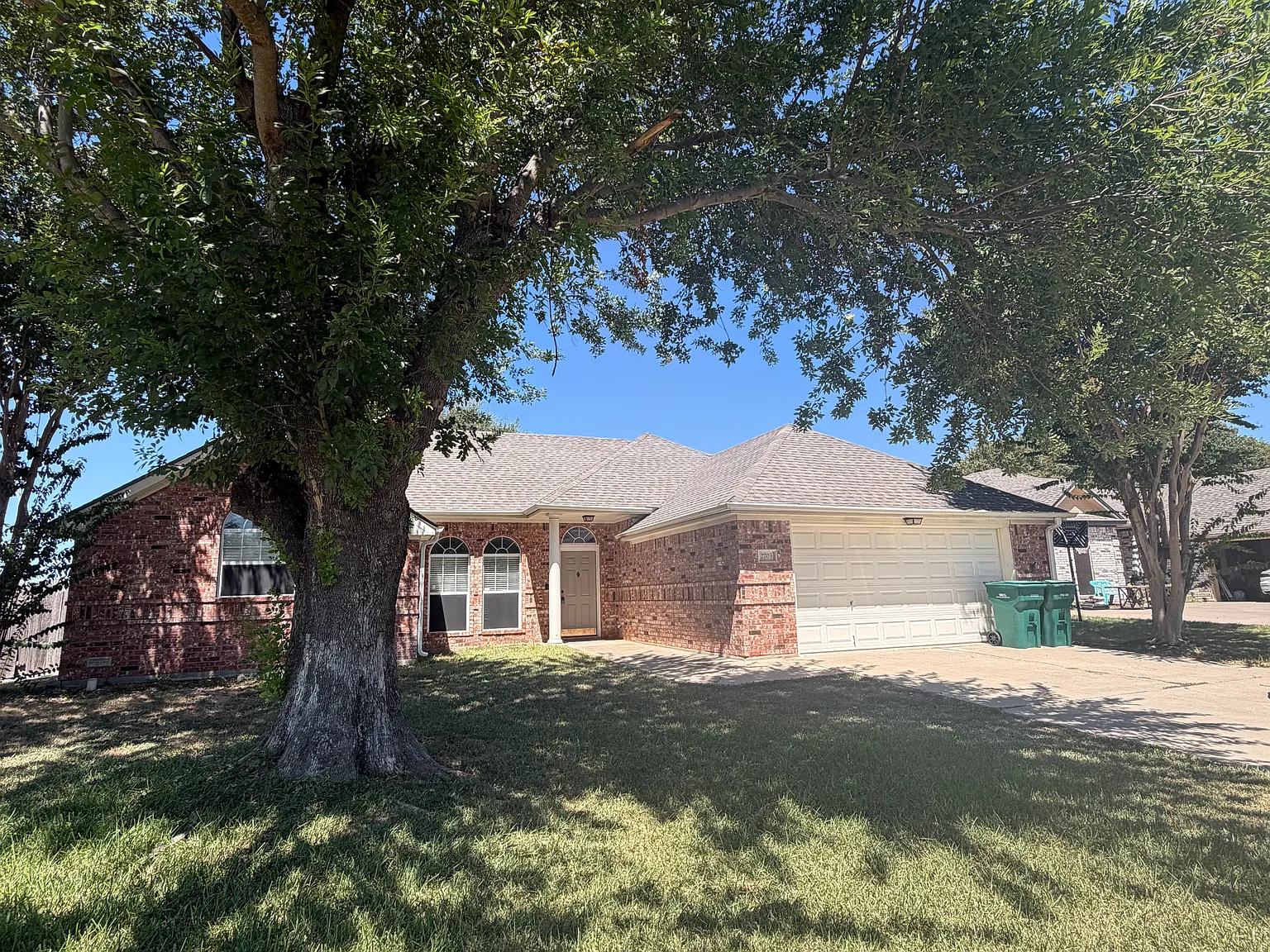 4 bed, 1824 sqft, $1,850 — Photo 3