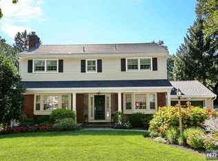 37 Belmont Rd, Glen Rock, NJ 07452