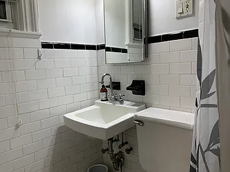 Rented by NY Casa Group