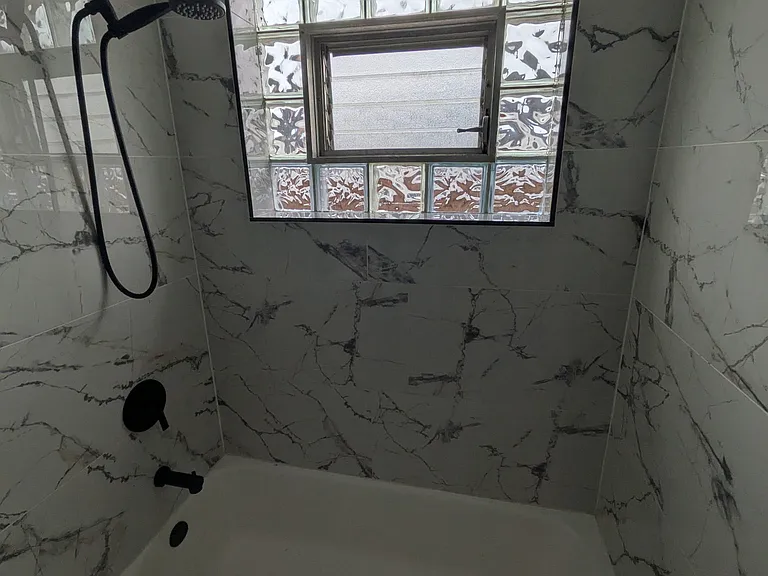 6212 W Montrose Ave #1R — Photo 15