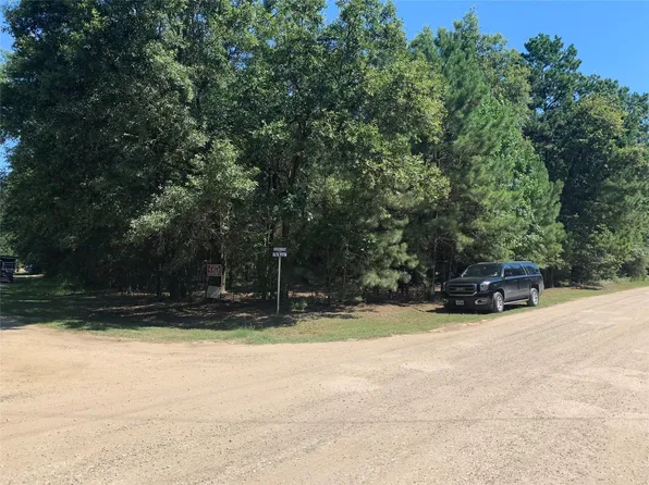 112 Greenway, Livingston, TX 77351