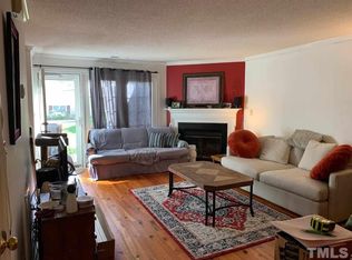 218 Standish Dr, Chapel Hill, NC 27517