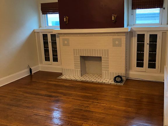 2nd image of 1618 Victoria Ave