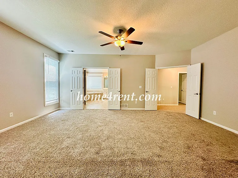 8511 W 128th St — Photo 30