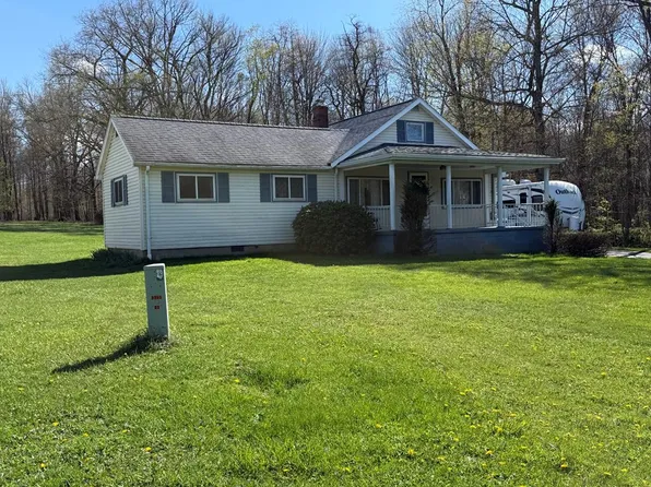 404 Keely Rd, Franklin, PA 16323