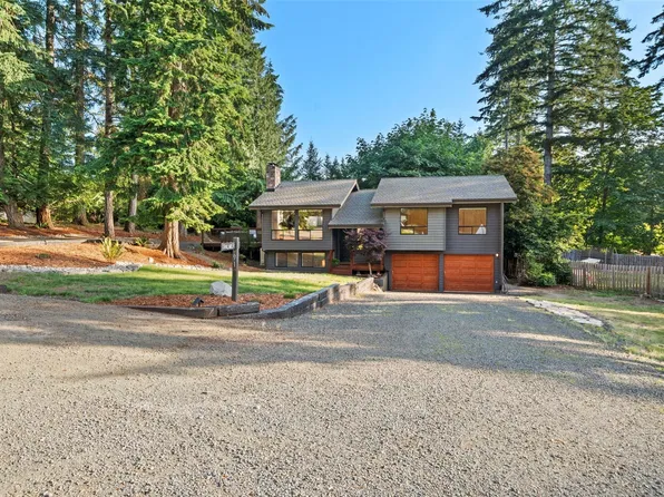 91 E Lakeland Way E, Allyn, WA 98524