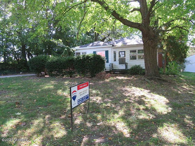 1st image of 136 Merwood Dr E