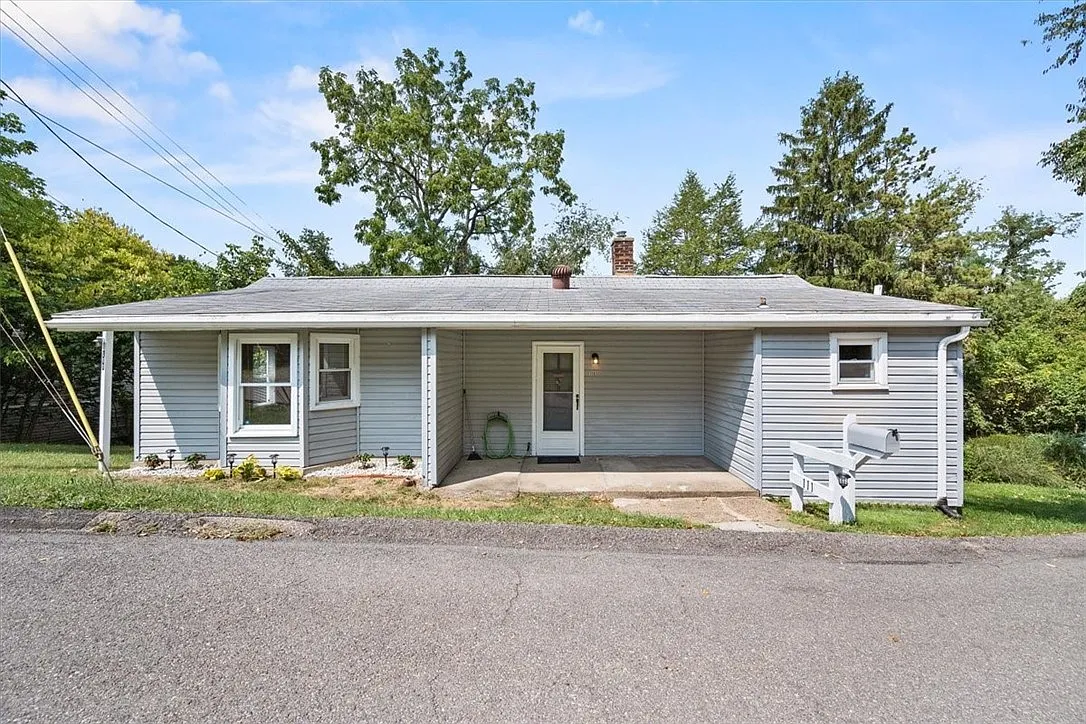 111 Kidder Ln photo 1