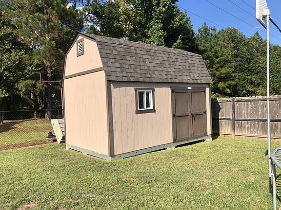 4th image of 504 Dogwood South Ln