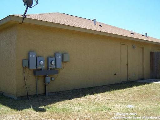 3rd image of 7549-7551 OAK CHASE
