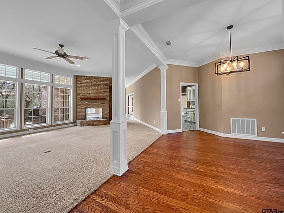 4th image of 3307 Cripple Creek Dr