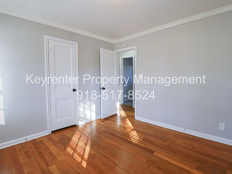 723 N Gary Pl — Photo 18
