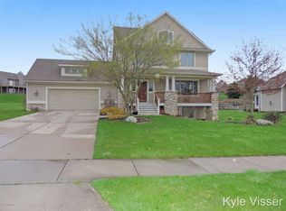5274 S Silverstone Dr NE, Comstock Park, MI 49321