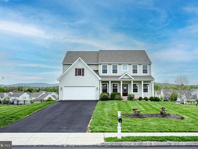 29 Sovereign Dr, Douglassville, PA, 19518