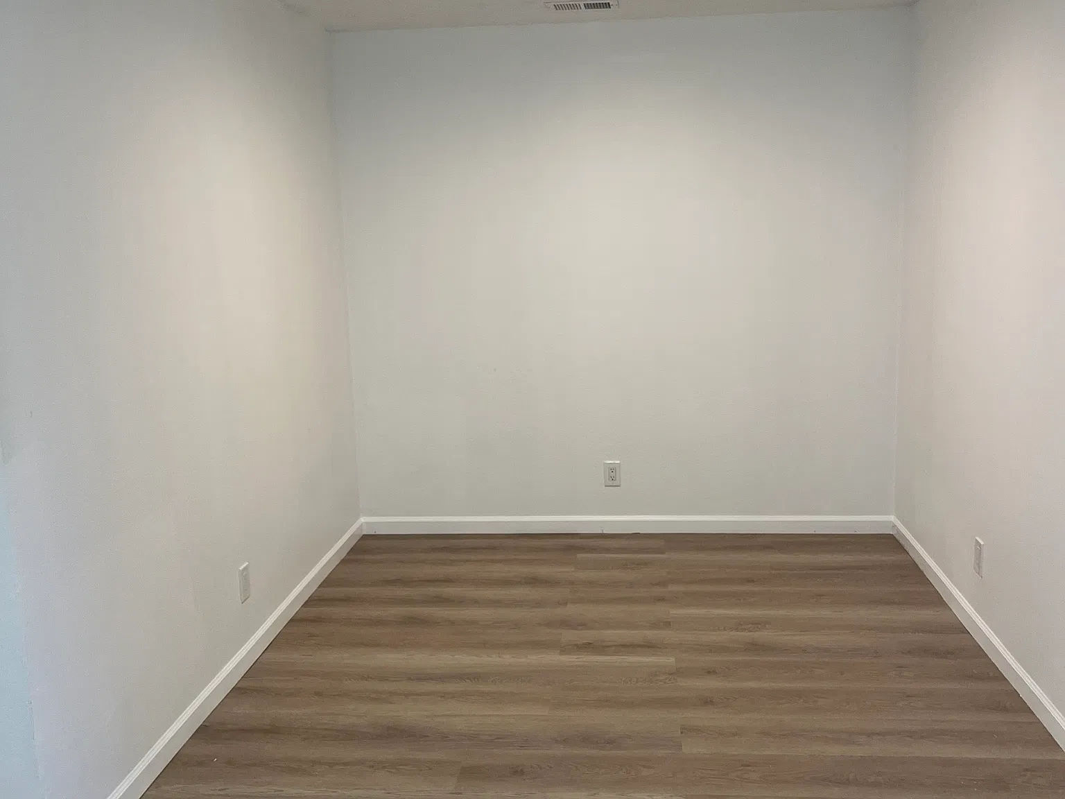 3 bed, 1154 sqft, $2,600 — Photo 4