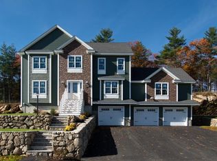 10 Fieldstone Ln, North Billerica, MA 01821