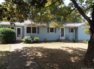 14 Hilltop Dr, Portland, CT 06480