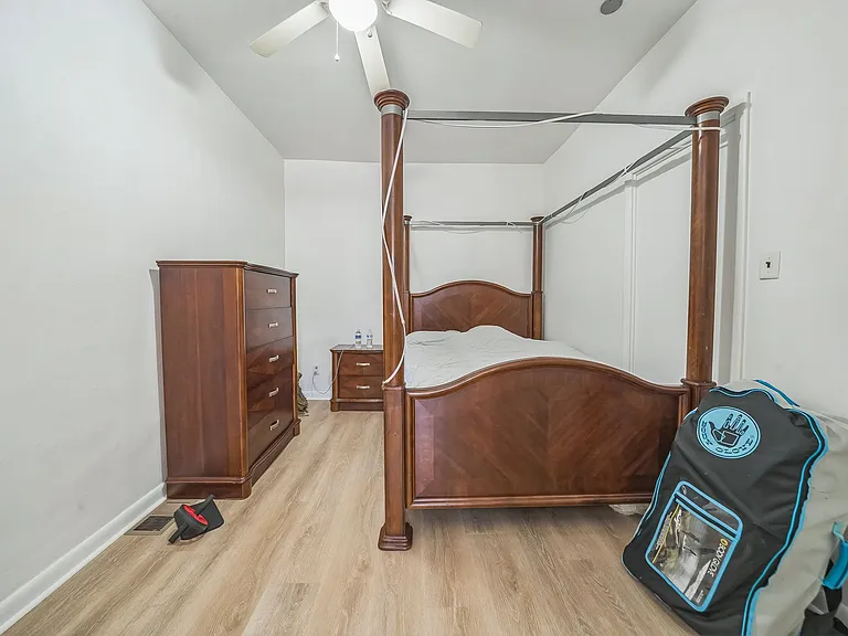 2958 Richmond St #1F — Photo 5